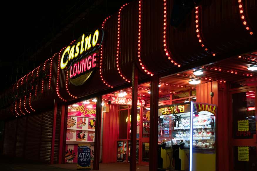 Velvet Spins Casino: A Comprehensive Review of Pros and Cons